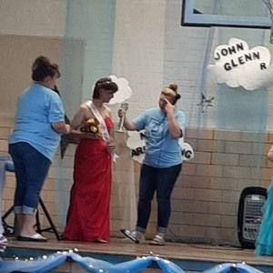 Meet your Posher, Crystal